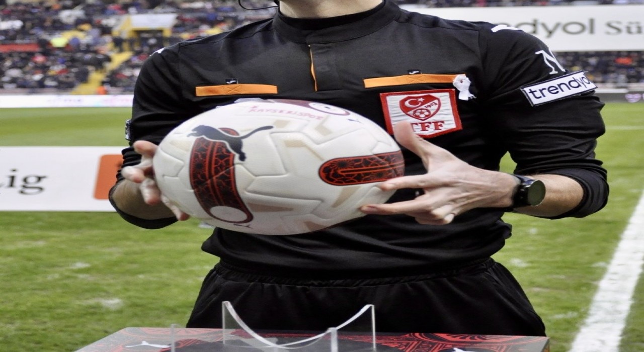 Kayseri Bölgesinden 3 hakeme bahis cezası