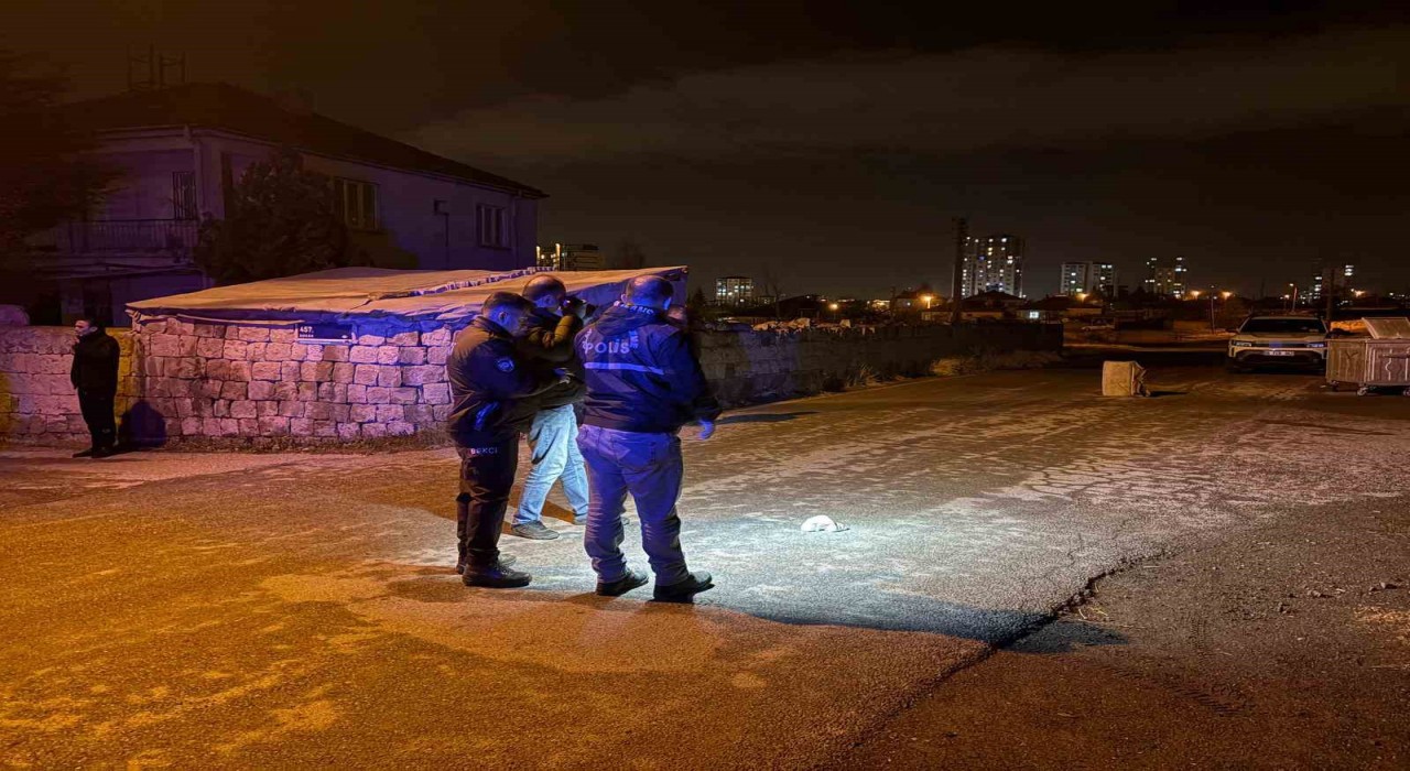 Kayseride bıçaklı kavga: 1 yaralı