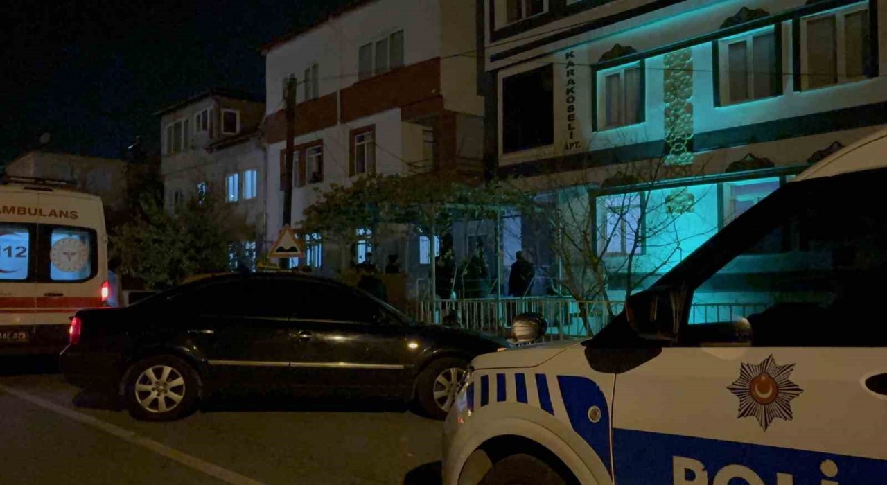 Kayseride bir kişi banyoda ölü bulundu