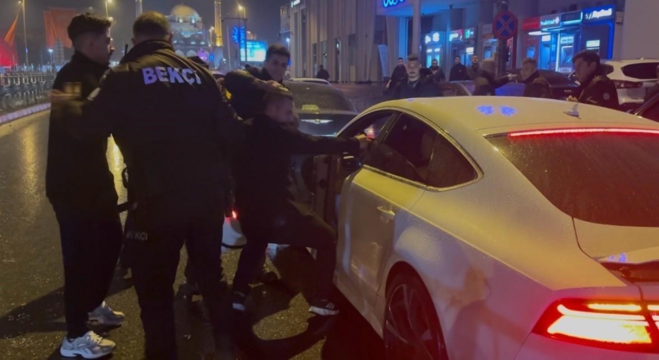 Kayseride gece kulübünde çıkan kavga sokağa taştı