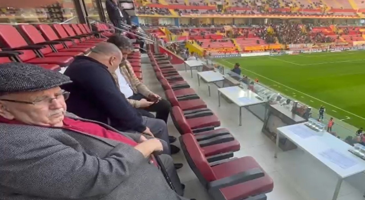 Kayserispor eski başkanlarından Kebapçı Hilmi statta