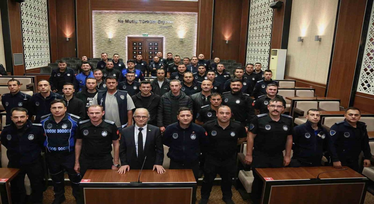 Keçiören zabıtasına ‘denetim ve mevzuat eğitimi verildi