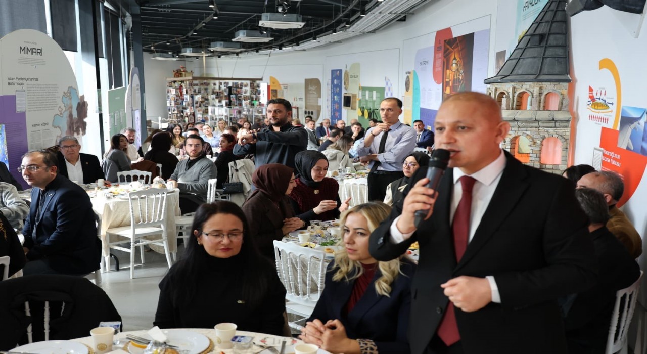 Kırıkkale Belediyesinden Öğretmenler Gününe özel program