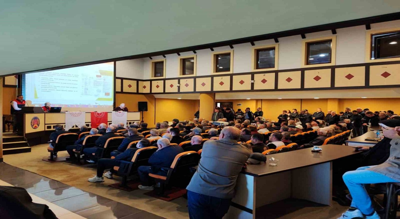 Kırklarelinde çiftçiye B-reçete uygulaması anlatıldı: Tarım ilaçları reçeteyle satılacak