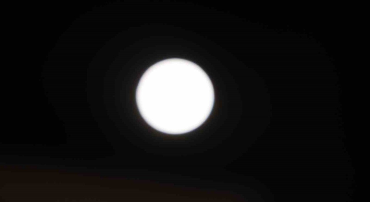 Kırşehirde Kunduz Süper Ay gökyüzünü aydınlattı