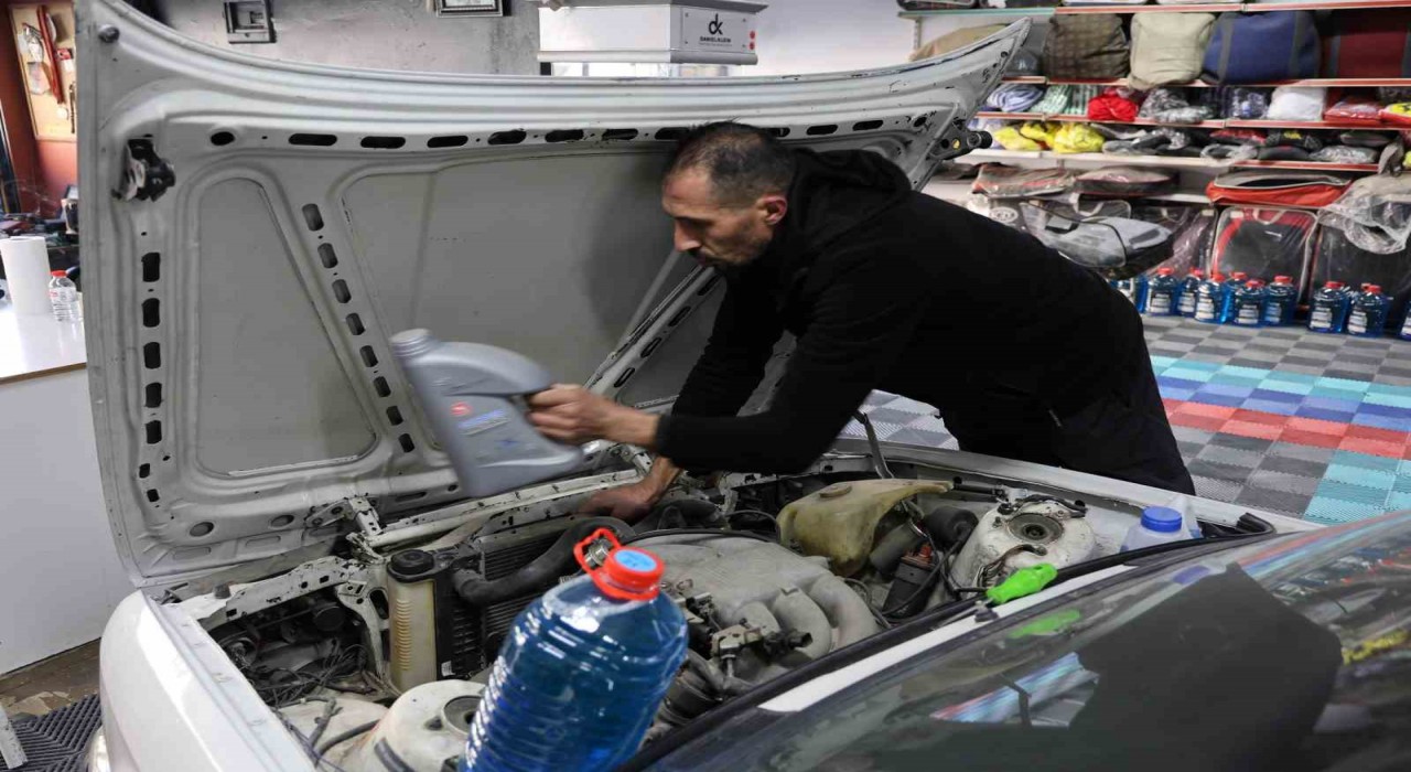 Kırşehirde sürücüler kışa hazırlanıyor