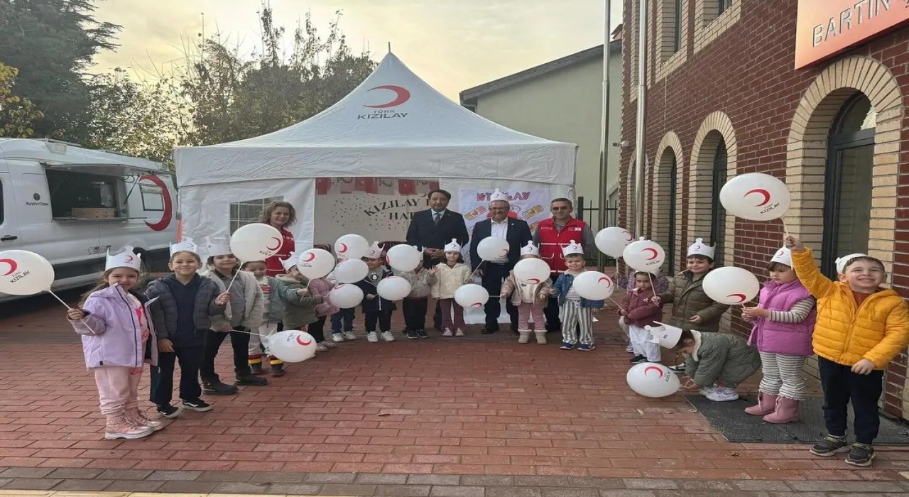 Kızılay Haftası Bartında etkinliklerle kutlandı