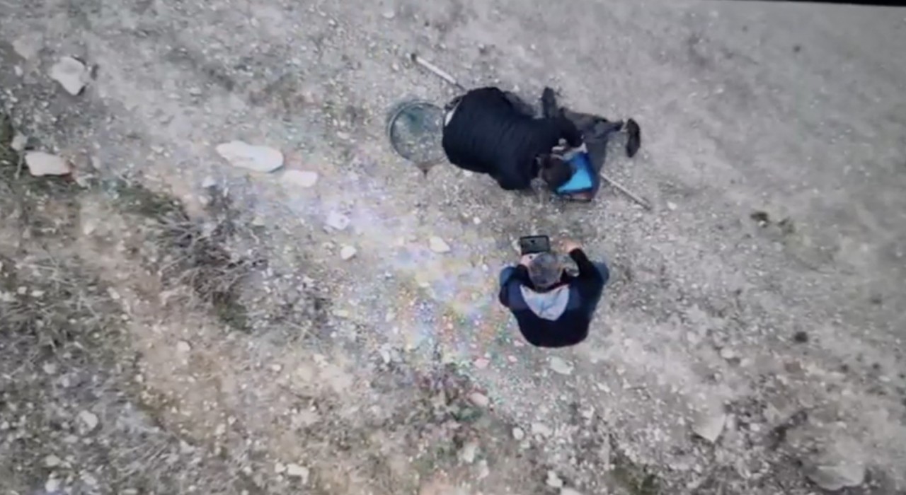 Kızılırmak Nehrinde elektrikle avlanan şahıslar yakayı ele verdi