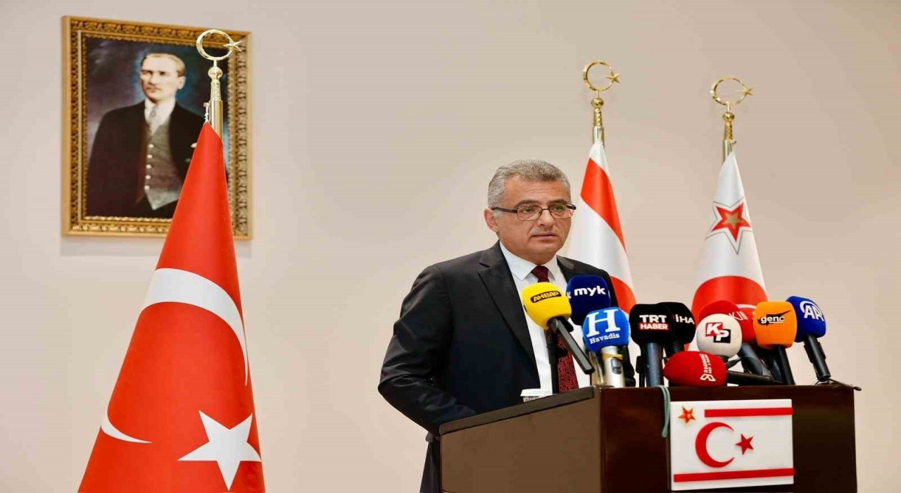 KKTC Cumhurbaşkanı Erhürman, Kıbrısta çözüm atmosferi için 10 maddelik öneri sundu