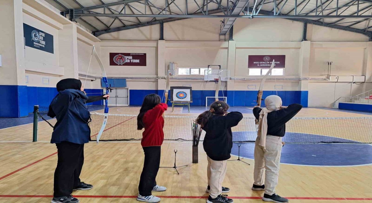 Korkutta okçuluk kurslarına yoğun ilgi