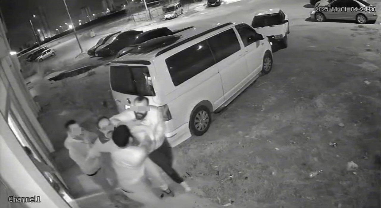 Kukla sanatçısı boşanma aşamasındaki eşi ve ailesi tarafından darbedildi