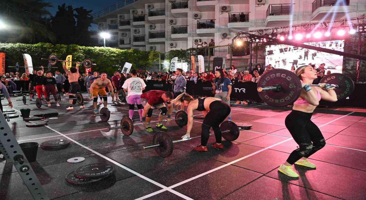 Kuşadasında Uluslararası CrossFit Şampiyonası başladı