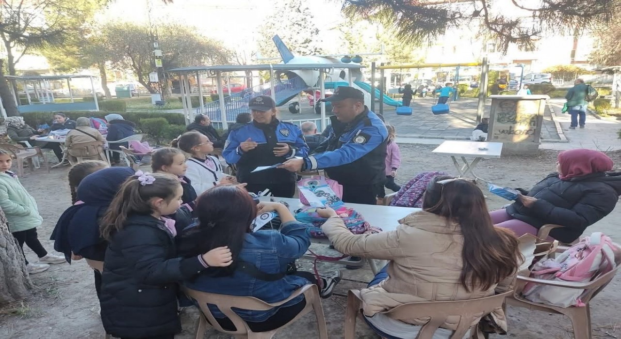 Kütahya İl Emniyet Müdürlüğünden Güvenli Eğitim çalışması