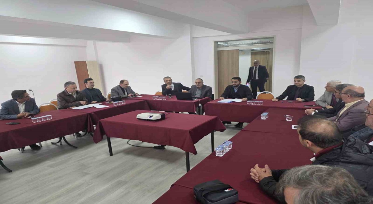 Kütahya İl Milli Eğitim Müdürü Yılmaz: Çocukların anavatanı ailesidir