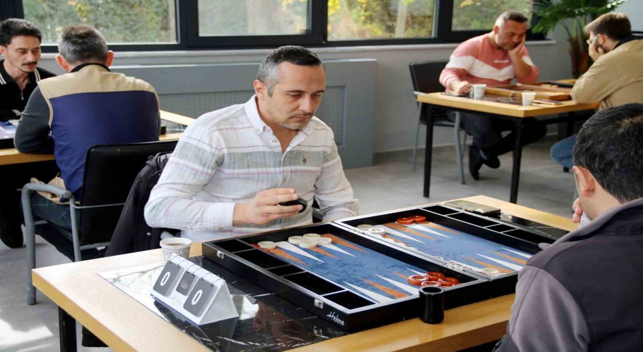 Kütahya OSBnin 4. Firmalar Arası Tavla Turnuvasında şampiyon belli oldu