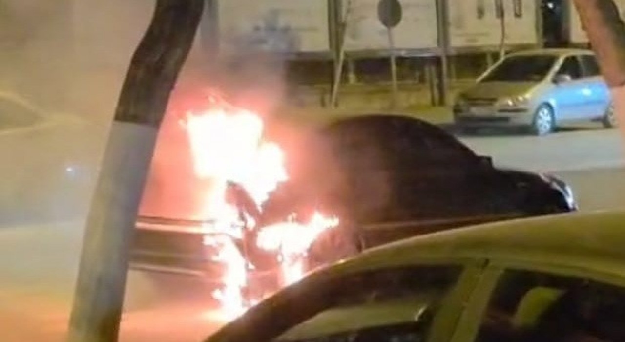 Malatyada seyir halindeki otomobilde yangın