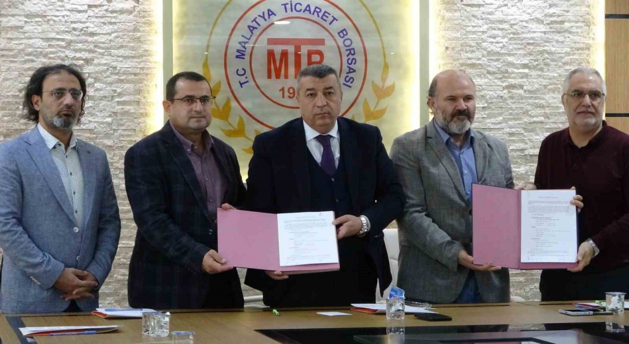 Malatyada zirai donun etkileri için Üniversite ve Borsa arasında iş birliği protokolü imzaladı
