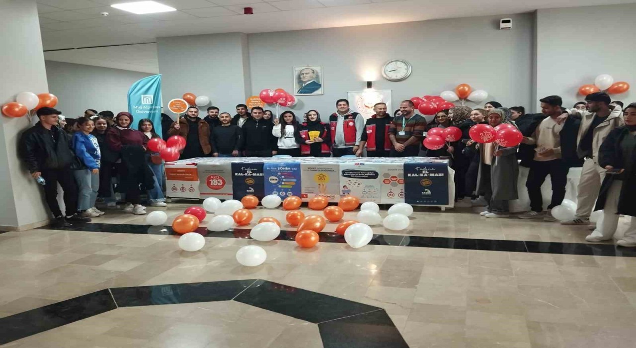 Malazgirtte 25 Kasım kapsamında farkındalık etkinliği düzenlendi