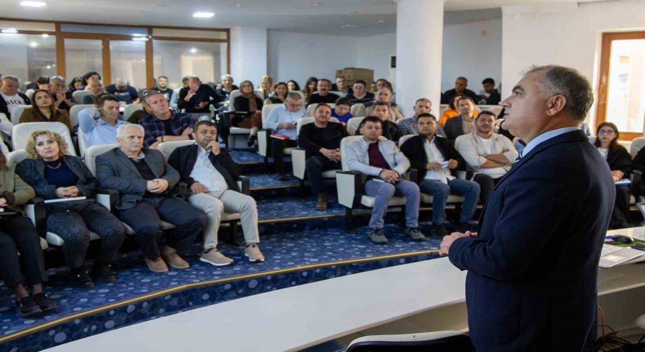 Manavgat Belediyesi personeline kamu iç kontrol ve risk yönetimi eğitimi