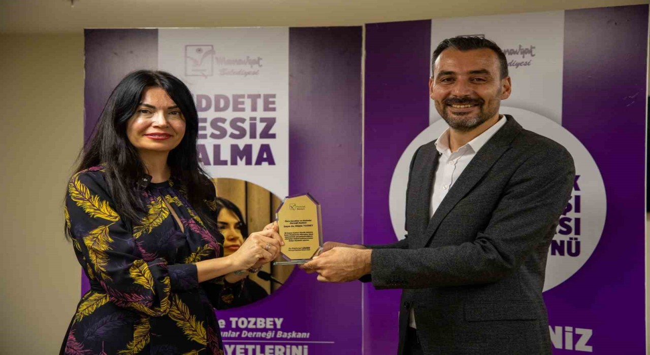 Manavgatta kadın hakları ve şiddetle mücadele konuşuldu