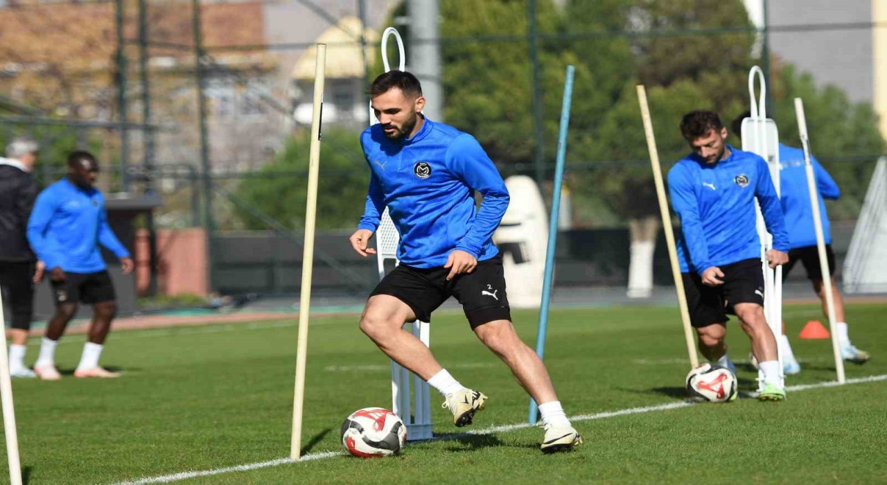 Manisa FKda Pendikspor mesaisi sürüyor