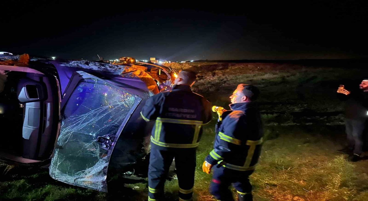 Mardinde cip şarampole devrildi: 4 yaralı