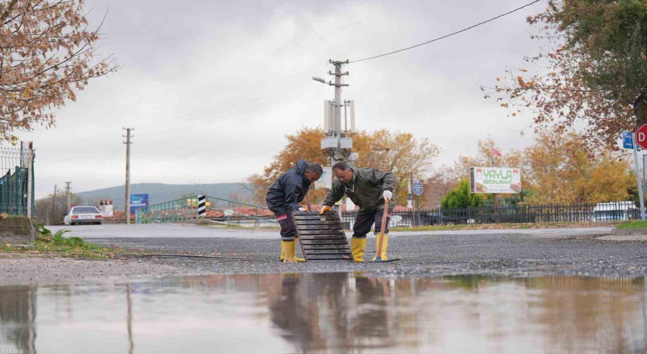Menteşe Belediyesi kuvvetli yağış uyarısı öncesi hazırlıklarını yaptı