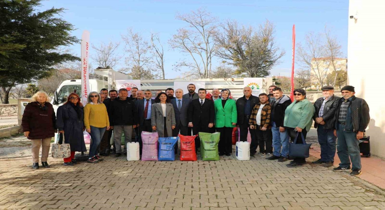 Mihalıççıkta İyi Tarım çiftçilerine destek