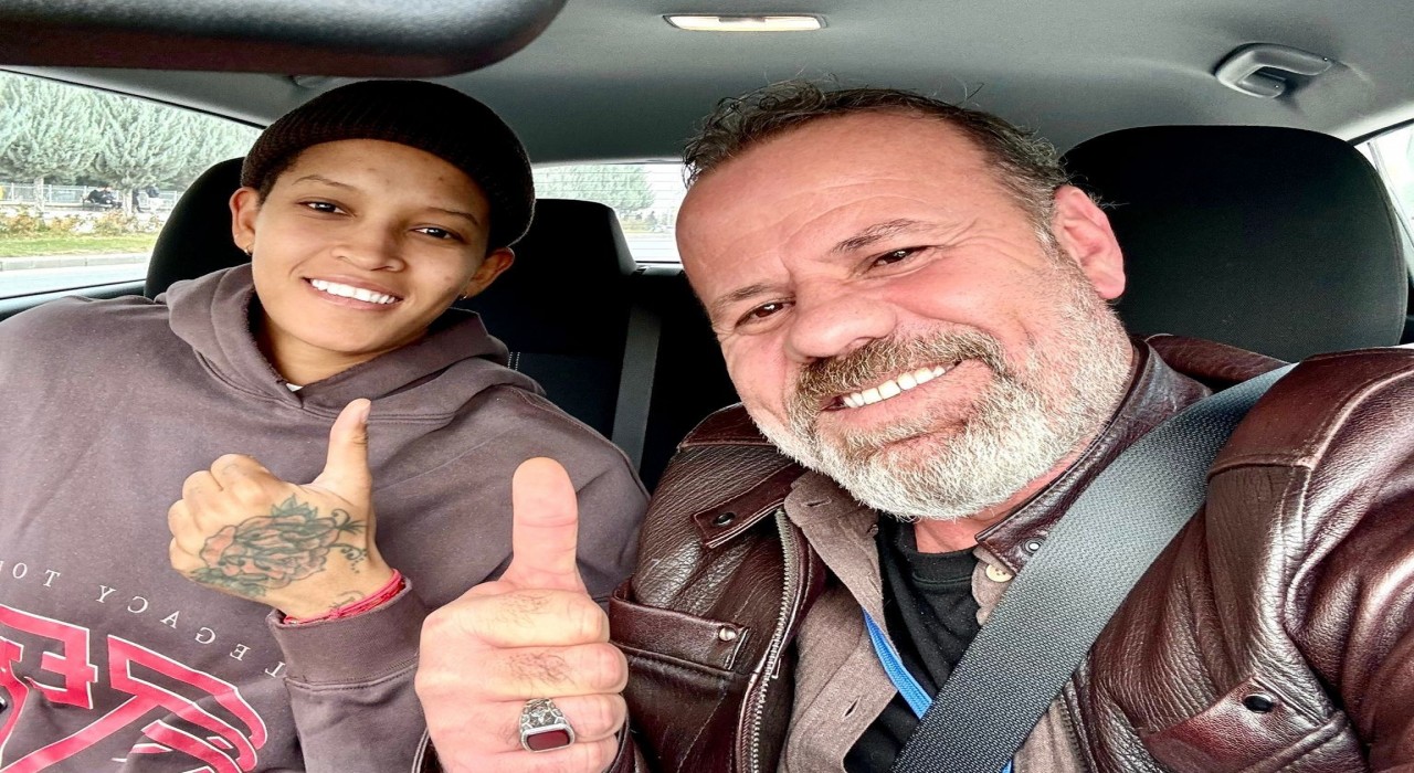 Milli basketbolcu Melissa Vargas ehliyetini Malatyadan aldı