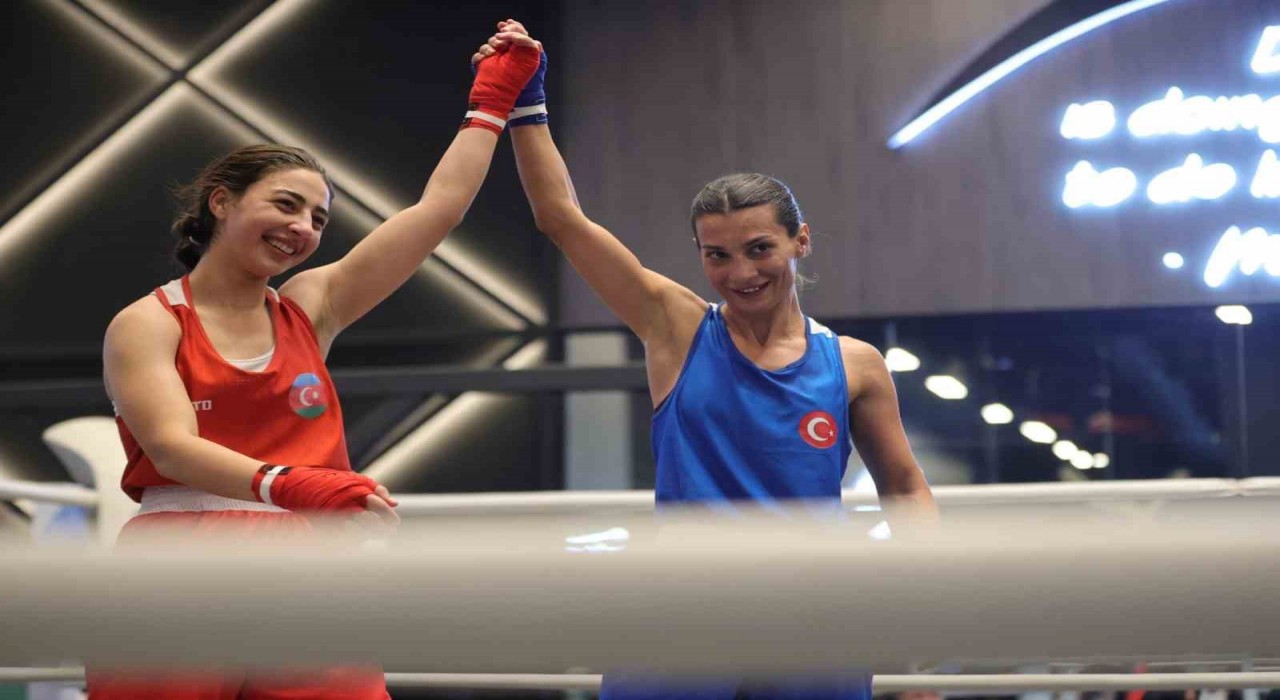 Milli boksör Ayşen Taşkın, Riyadda altın madalyaya ulaştı