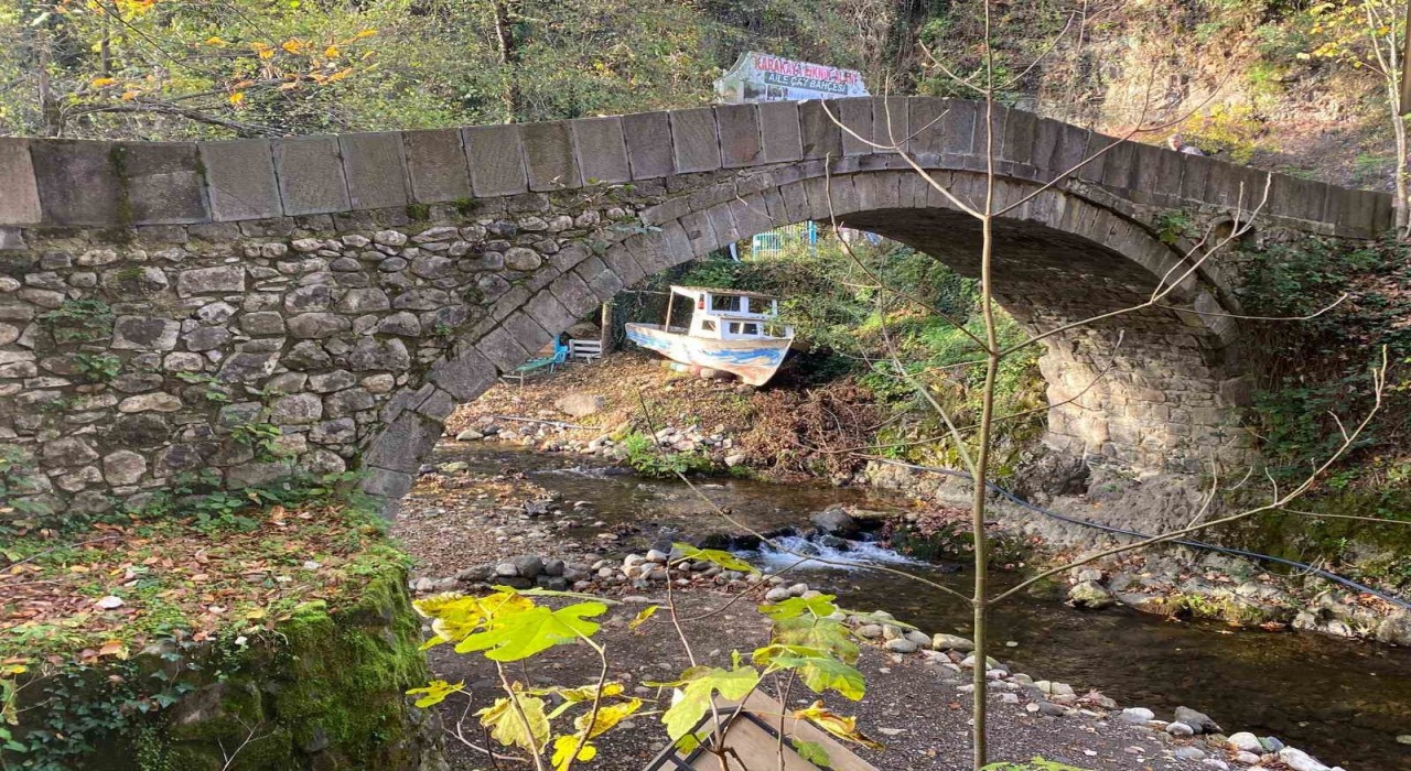 Milli Mücadelenin tanığı 150 yıllık taş köprü zamana meydan okuyor