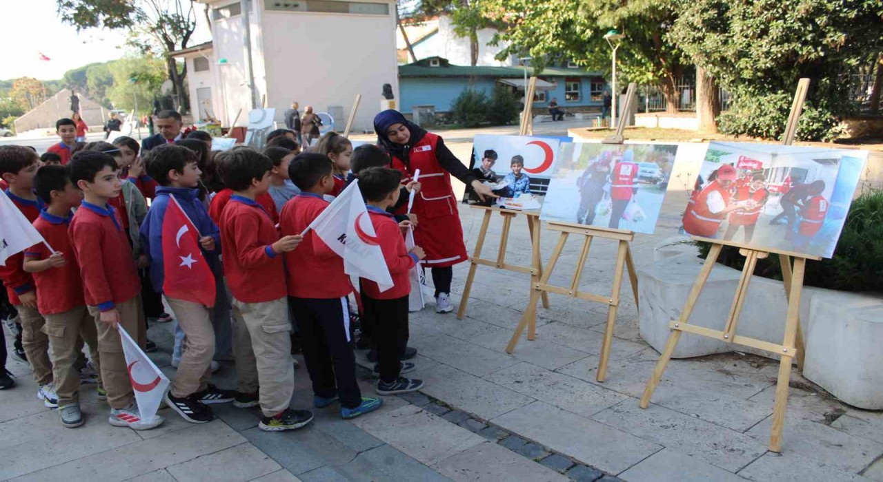 Minikler Kızılayı yakından tanıdı