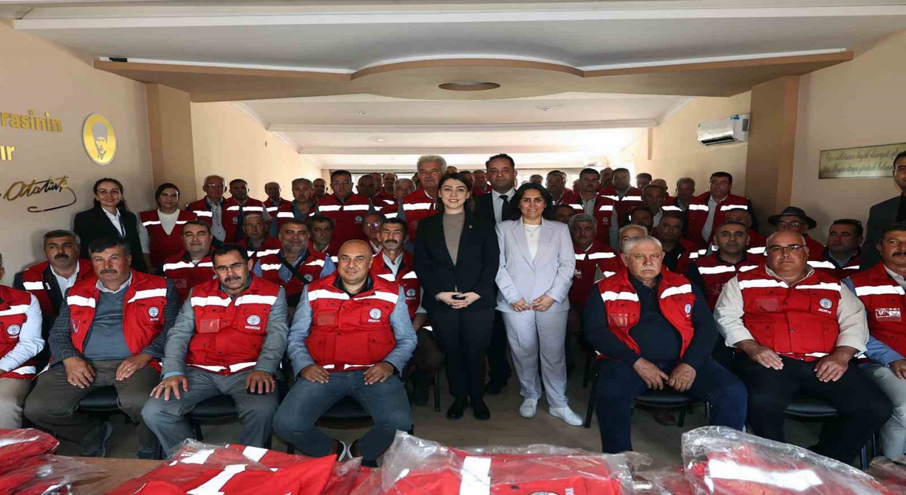 Muğla Büyükşehirden 574 muhtara özel yelek