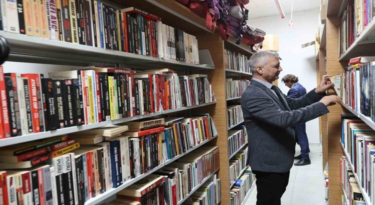 Muğla Büyükşehirin kitap kampanyasına yoğun ilgi