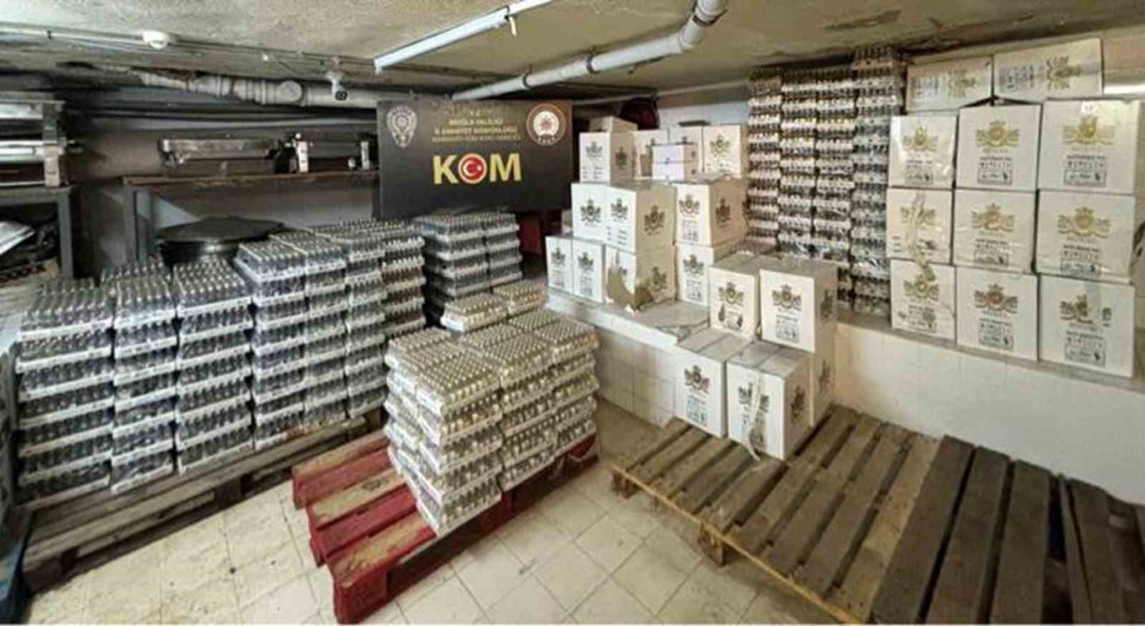 Muğlada 28 bin 896 şişe gümrük kaçağı alkol ele geçirildi