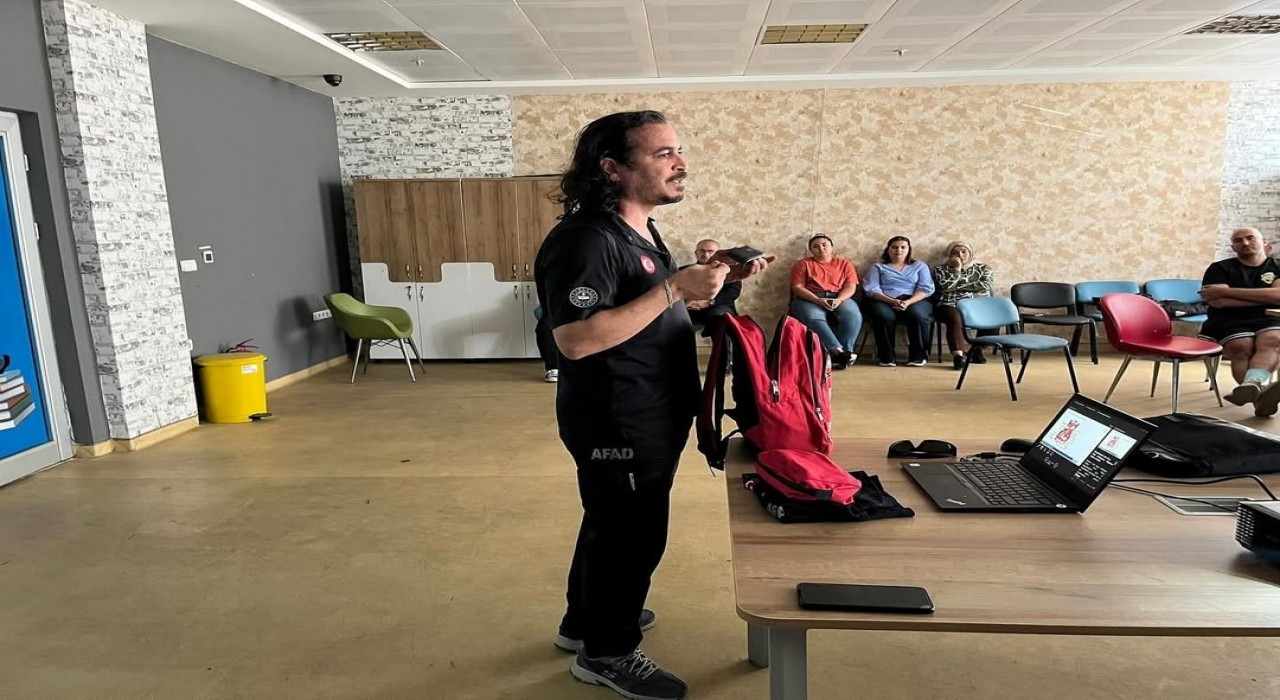 Muğlada afet bilinci ve farkındalık eğitimi