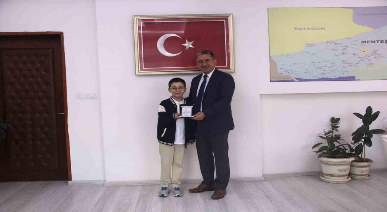 Muğlada Atatürk sevgisi şiirle taçlandı