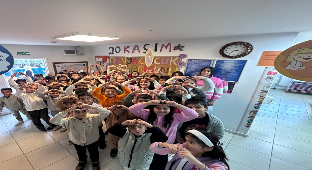 Muradiyede Dünya Çocuk Hakları Günü Kutlandı