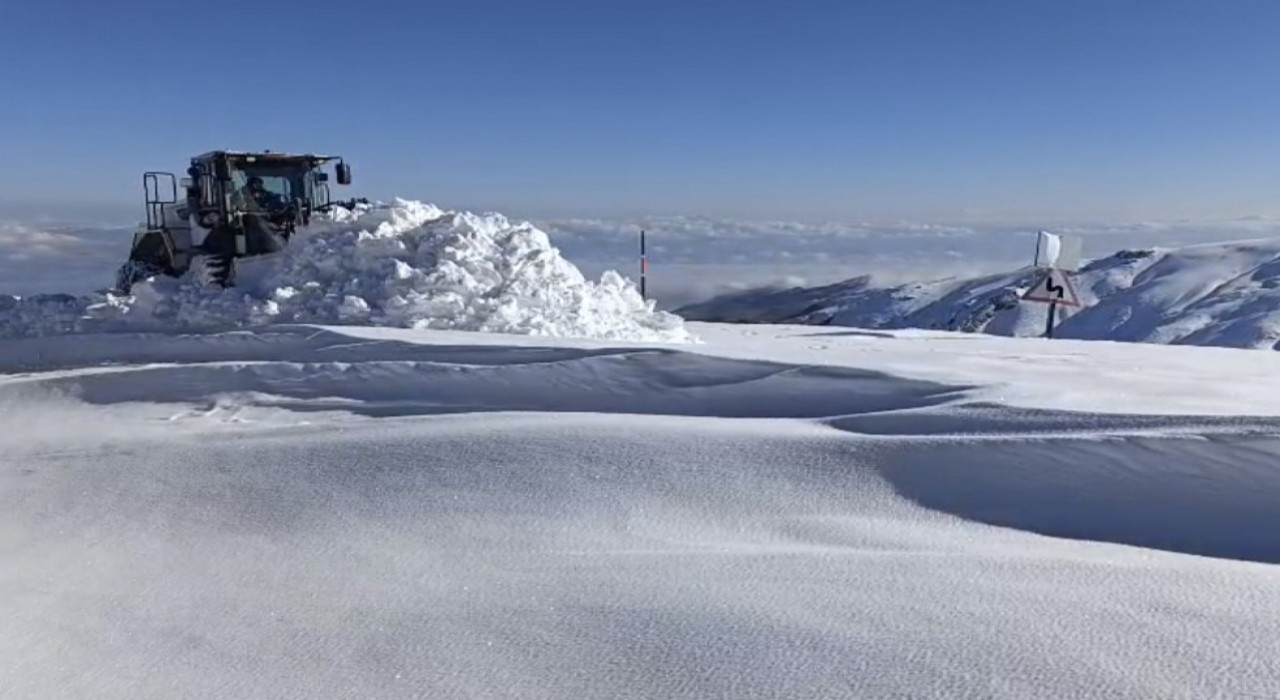 Muşta kapanan 31 yerleşim yerinin yolu yeniden ulaşıma açıldı