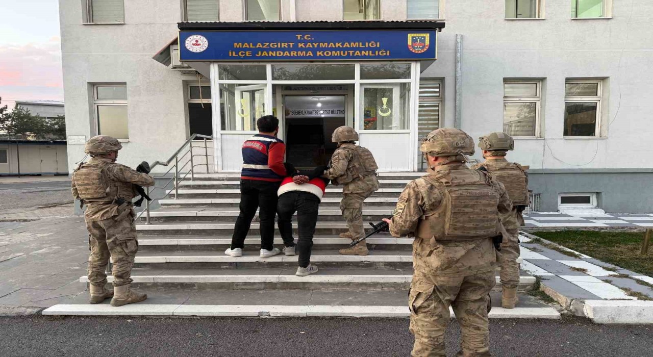 Muşta kardeşini öldüren şahıs Vanda yakalandı