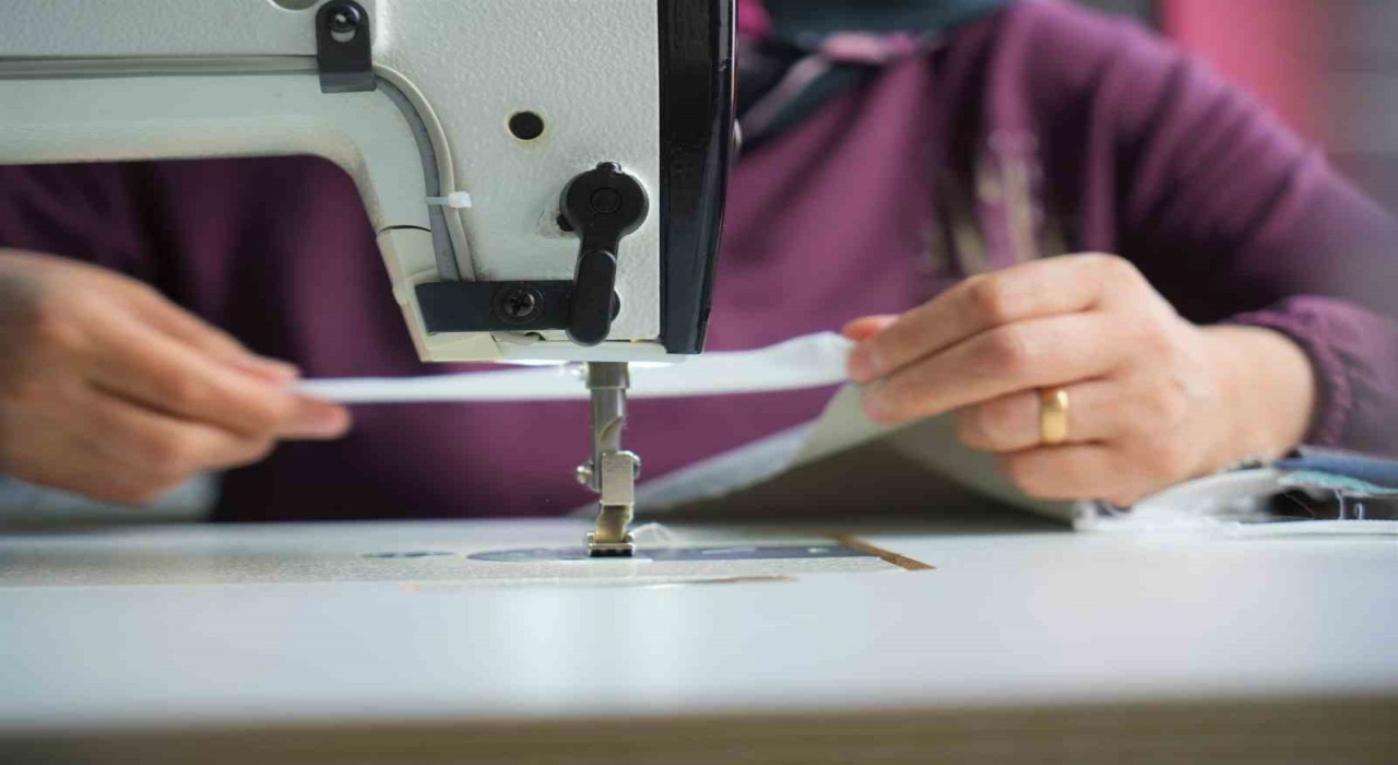 Muşta kursiyer kadınlar üreterek hem öğreniyor hem mutlu ediyor