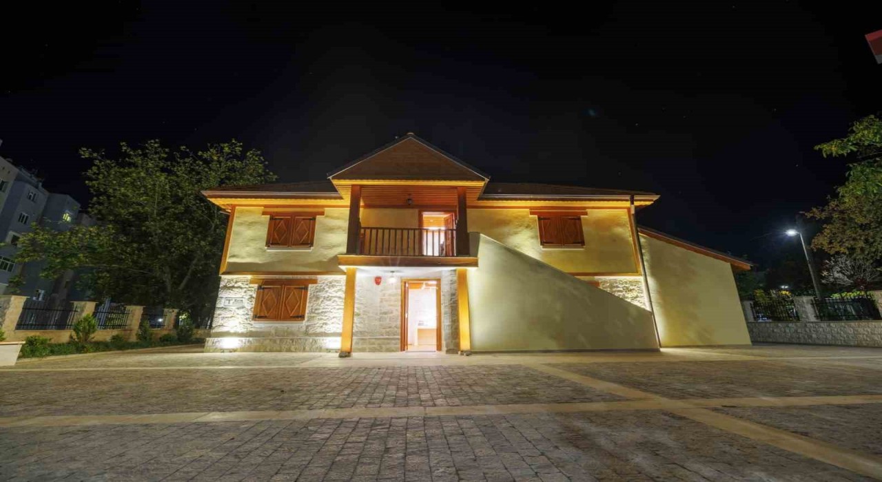 Naim Süleymanoğlunun Mestanlıdaki evi müzeye dönüştürüldü