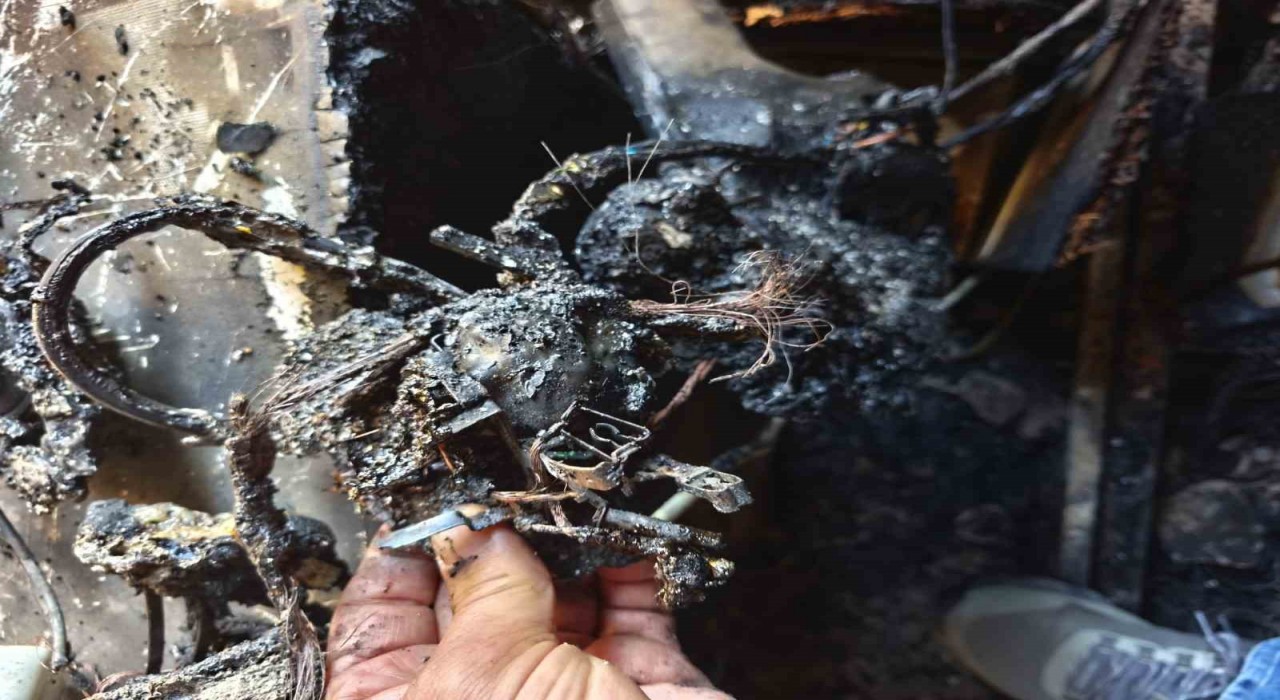 Nazillideki yangının bilgisayar kasasından çıktığı tespit edildi