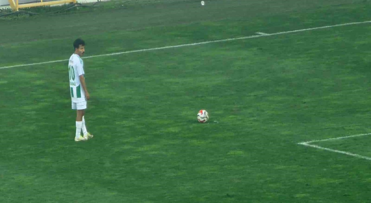 Nesine 3.Lig: Malatya Yeşilyurtspor: 2 Hacettepe A.Ş. Türk Metal 1963 Spor: 3