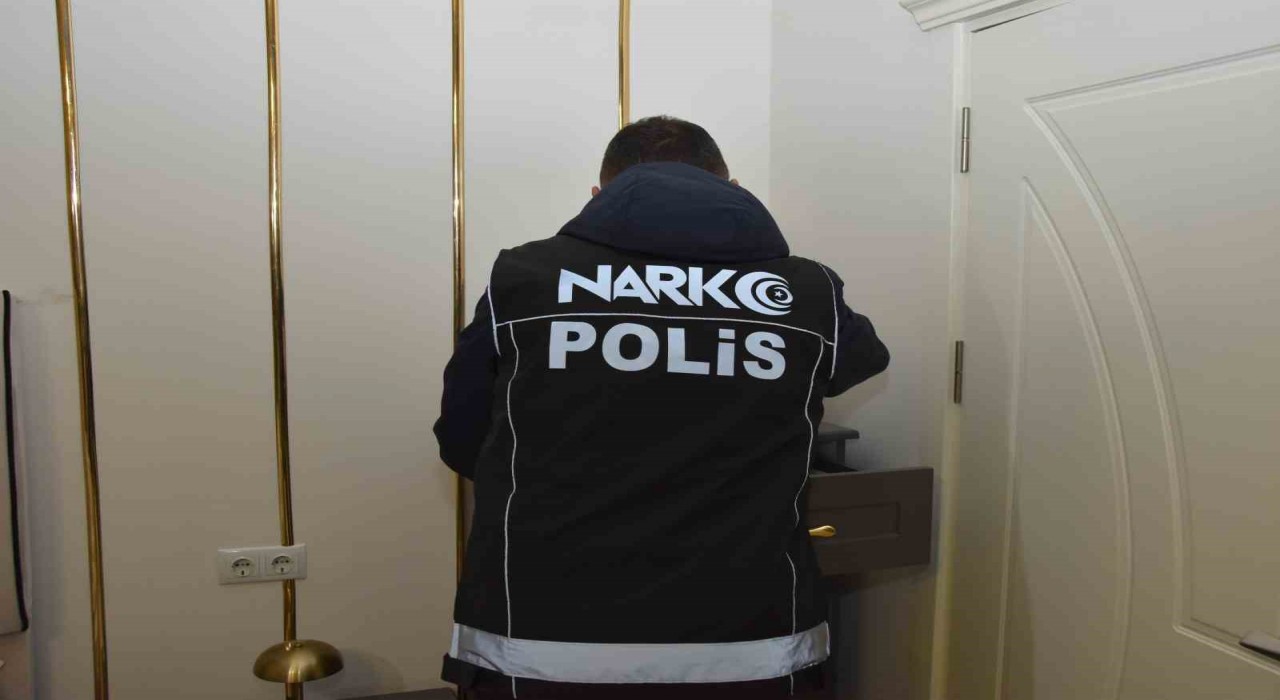 Nevşehirde hava destekli uyuşturucu operasyonunda 40 gözaltı