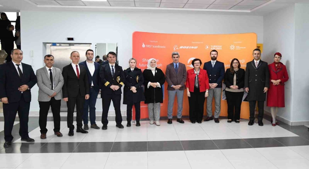 NEWTON Gezici Bilim Atölyesi Malatyada öğrencilerle buluştu