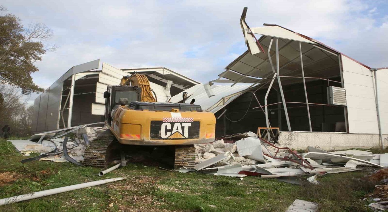 Nilüferde 3 mahallede yıkım