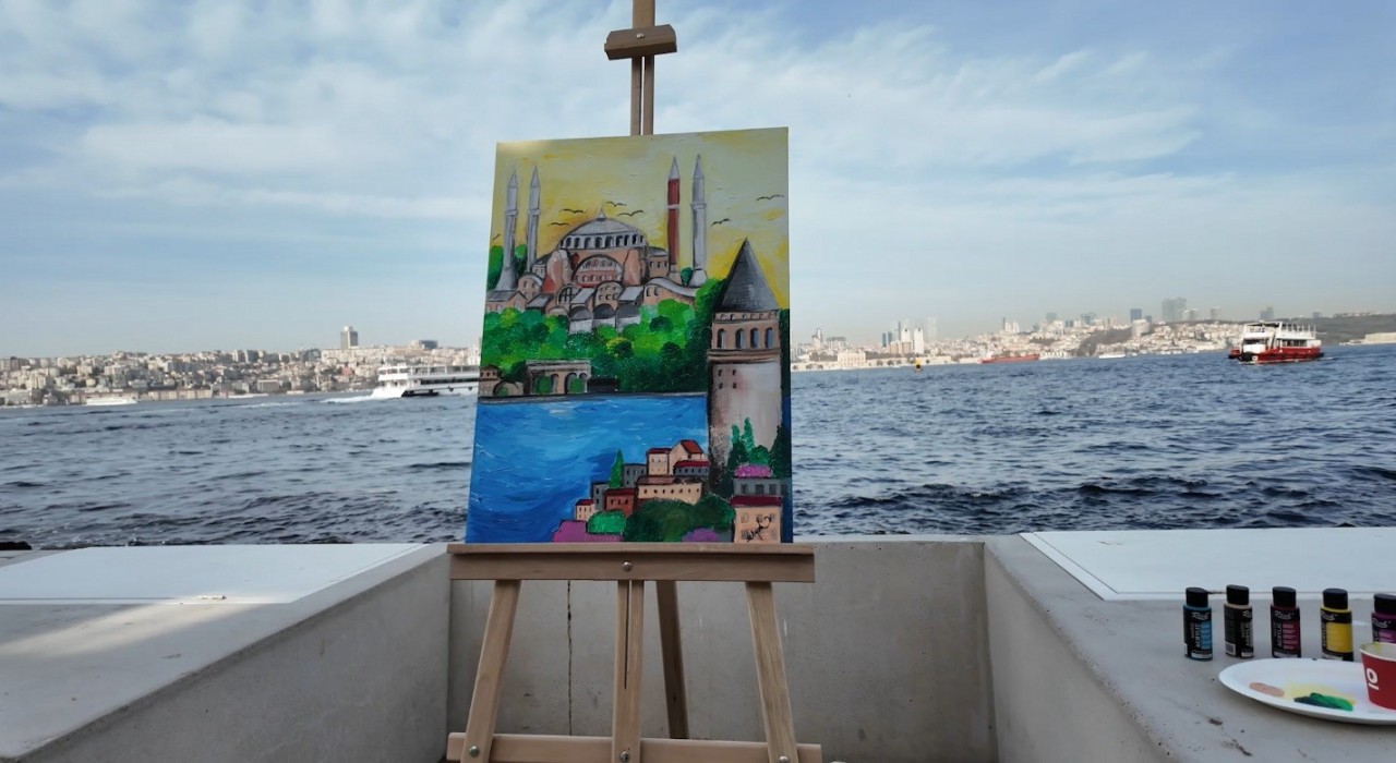 Öğretmenler Kız Kulesinden eşsiz İstanbul manzarasını resmetti