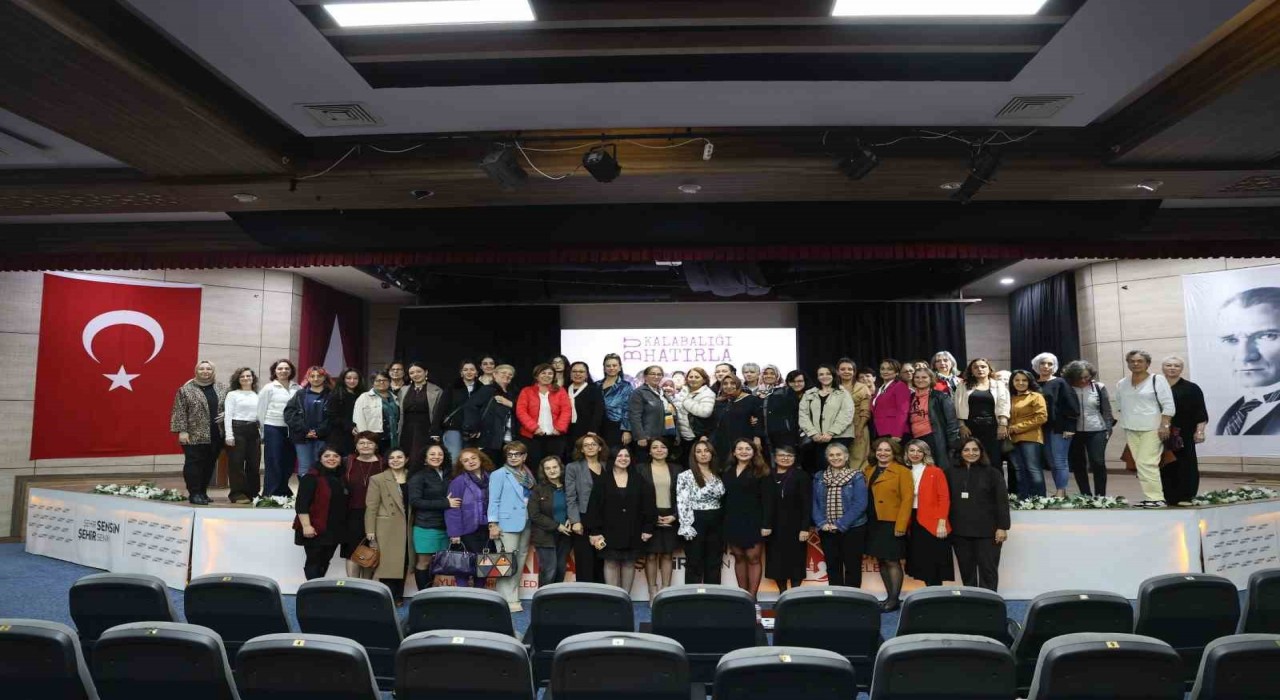 Önce belgesel ardından söyleşi