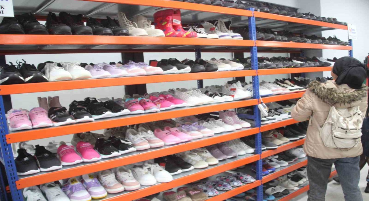 Orduda ihtiyaç sahibi aileler için ‘geçici giyim mağazası açıldı